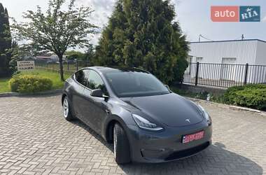 Внедорожник / Кроссовер Tesla Model Y 2021 в 