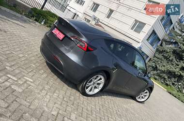Внедорожник / Кроссовер Tesla Model Y 2021 в 