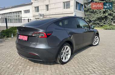 Внедорожник / Кроссовер Tesla Model Y 2021 в 