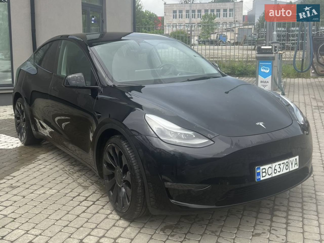 2022 Tesla Model Y - мініатюра 21