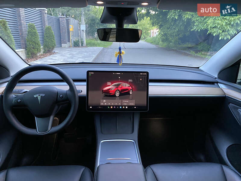 Позашляховик / Кросовер Tesla Model Y 2022 в Києві