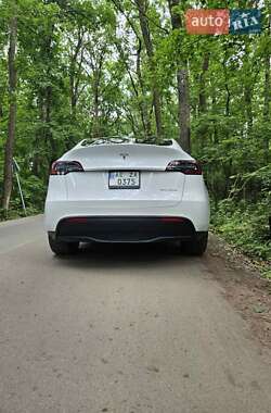 Позашляховик / Кросовер Tesla Model Y 2022 в 