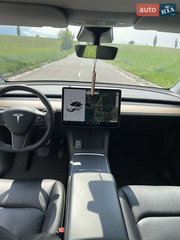 Позашляховик / Кросовер Tesla Model Y 2022 в Києві
