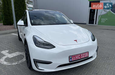 Внедорожник / Кроссовер Tesla Model Y 2023 в 