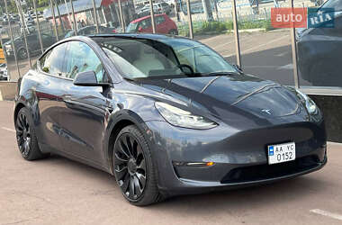 Внедорожник / Кроссовер Tesla Model Y 2022 в Киеве