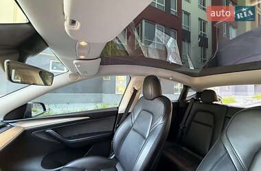 Внедорожник / Кроссовер Tesla Model Y 2023 в 