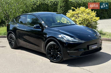 Внедорожник / Кроссовер Tesla Model Y 2023 в 