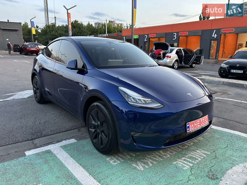Внедорожник / Кроссовер Tesla Model Y 2022 в 