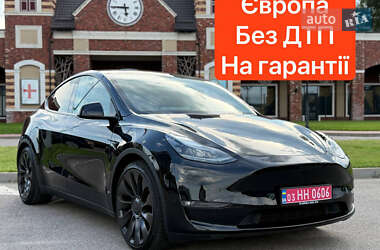 Внедорожник / Кроссовер Tesla Model Y 2023 в Киеве