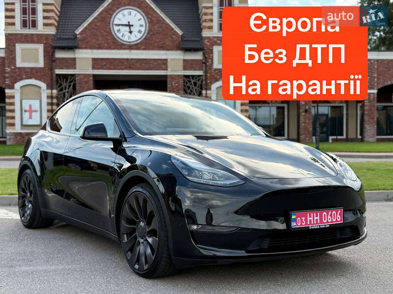 Позашляховик / Кросовер Tesla Model Y 2023 в 