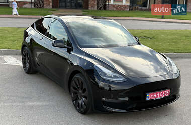 Позашляховик / Кросовер Tesla Model Y 2023 в 