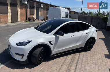 Внедорожник / Кроссовер Tesla Model Y 2023 в 