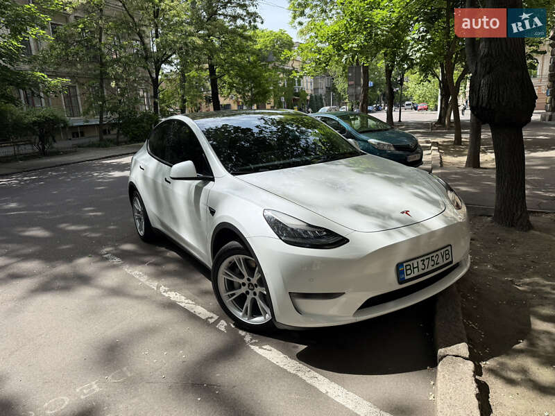 Внедорожник / Кроссовер Tesla Model Y 2020 в Одессе
