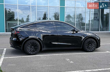 Внедорожник / Кроссовер Tesla Model Y 2023 в 