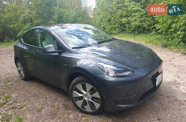 Позашляховик / Кросовер Tesla Model Y 2023 в 