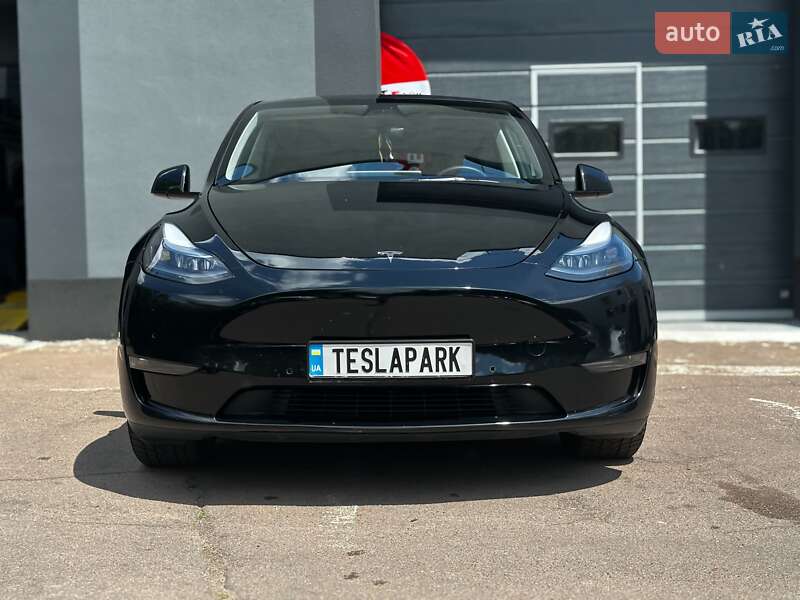 Внедорожник / Кроссовер Tesla Model Y 2022 в Киеве