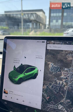 Внедорожник / Кроссовер Tesla Model Y 2021 в 