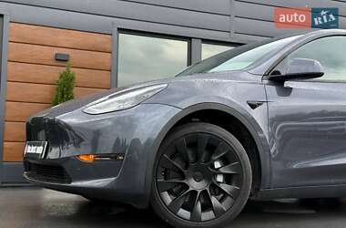 Внедорожник / Кроссовер Tesla Model Y 2023 в 