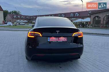 Внедорожник / Кроссовер Tesla Model Y 2023 в 