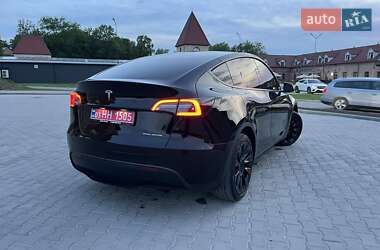 Внедорожник / Кроссовер Tesla Model Y 2023 в 