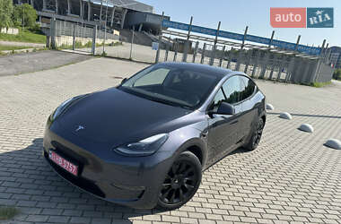 Внедорожник / Кроссовер Tesla Model Y 2024 в 