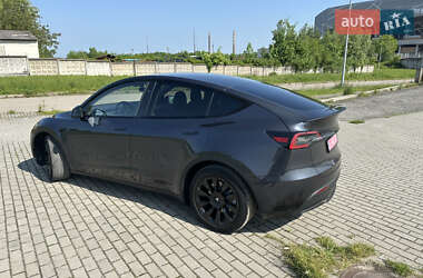 Внедорожник / Кроссовер Tesla Model Y 2024 в 