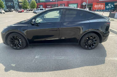 Позашляховик / Кросовер Tesla Model Y 2023 в 
