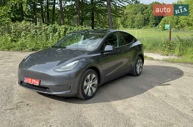Внедорожник / Кроссовер Tesla Model Y 2022 в 