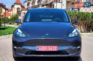 Внедорожник / Кроссовер Tesla Model Y 2024 в 