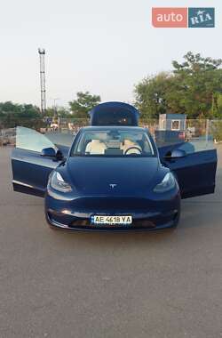 Внедорожник / Кроссовер Tesla Model Y 2023 в 