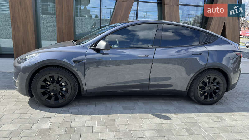 Внедорожник / Кроссовер Tesla Model Y 2021 в Луцке