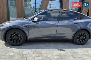 Внедорожник / Кроссовер Tesla Model Y 2021 в 