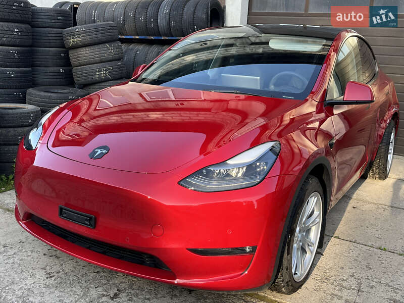 Tesla Model Y 2022