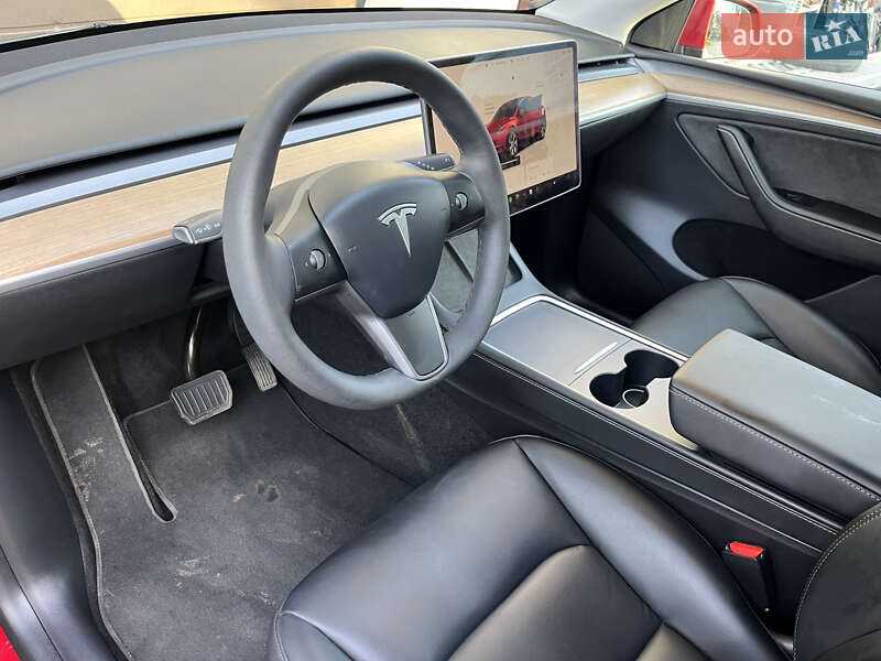 Внедорожник / Кроссовер Tesla Model Y 2022 в Стрые