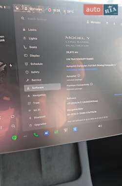 Внедорожник / Кроссовер Tesla Model Y 2023 в 