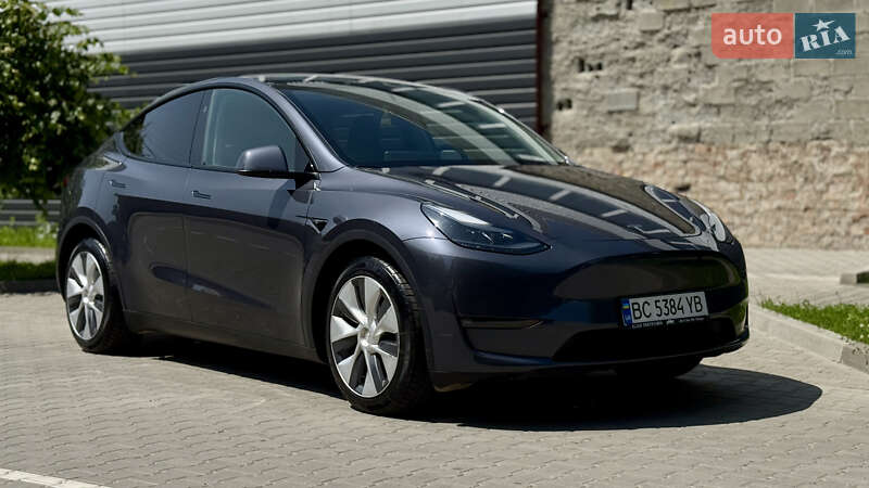 Позашляховик / Кросовер Tesla Model Y 2023 в 