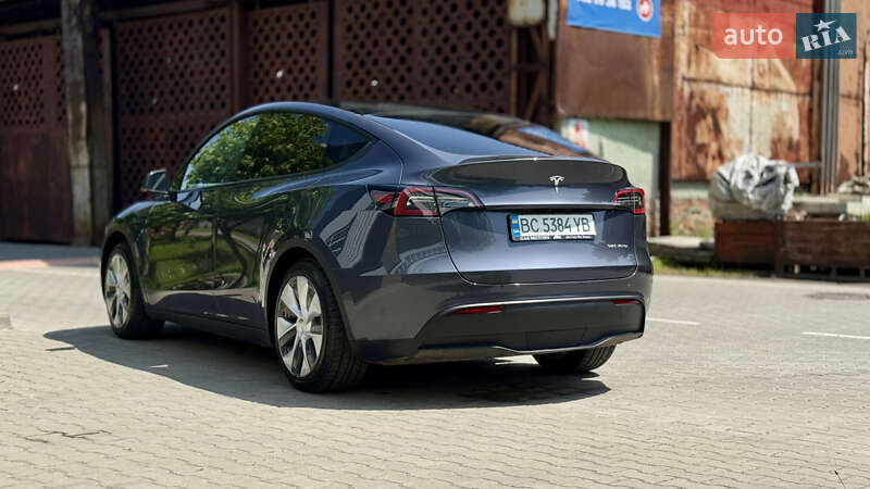 Внедорожник / Кроссовер Tesla Model Y 2023 в Львове