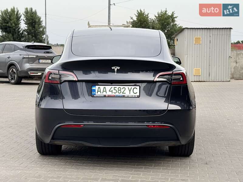 Внедорожник / Кроссовер Tesla Model Y 2024 в Киеве