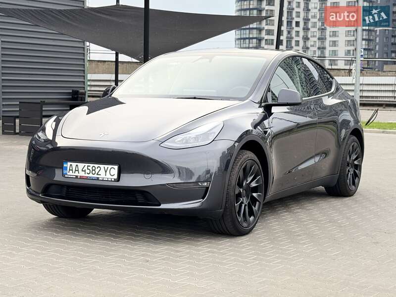Внедорожник / Кроссовер Tesla Model Y 2024 в Киеве