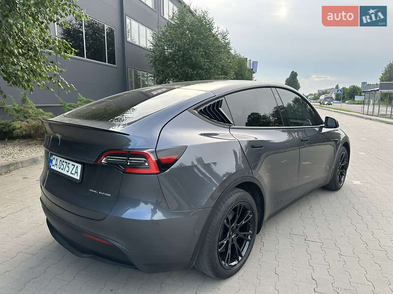 Позашляховик / Кросовер Tesla Model Y 2021 в Білій Церкві