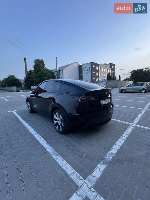 Внедорожник / Кроссовер Tesla Model Y 2023 в Тернополе фото 3 Внедорожник / Кроссовер Tesla Model Y 2023 в Тернополе