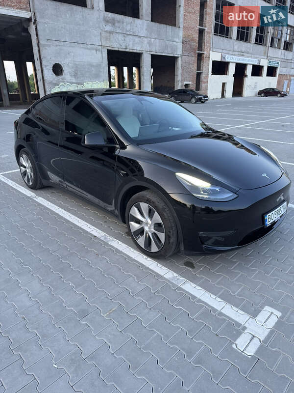 Внедорожник / Кроссовер Tesla Model Y 2023 в Тернополе фото 12 Внедорожник / Кроссовер Tesla Model Y 2023 в Тернополе
