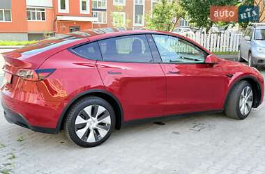 Внедорожник / Кроссовер Tesla Model Y 2021 в 