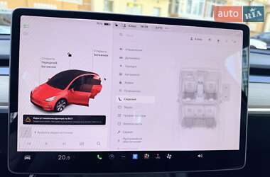 Внедорожник / Кроссовер Tesla Model Y 2021 в 