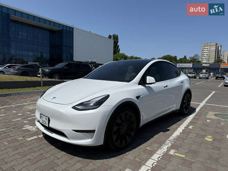 Внедорожник / Кроссовер Tesla Model Y 2022 в Одессе фото 2 Внедорожник / Кроссовер Tesla Model Y 2022 в Одессе