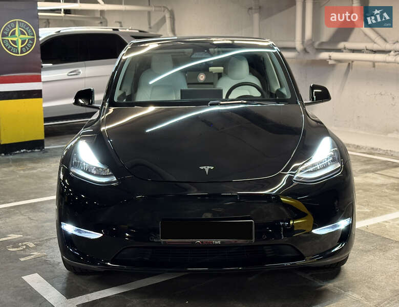 Внедорожник / Кроссовер Tesla Model Y 2021 в Днепре