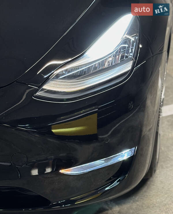 Внедорожник / Кроссовер Tesla Model Y 2021 в Днепре