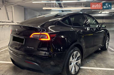 Внедорожник / Кроссовер Tesla Model Y 2021 в 
