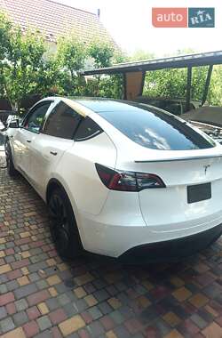 Внедорожник / Кроссовер Tesla Model Y 2022 в Киеве