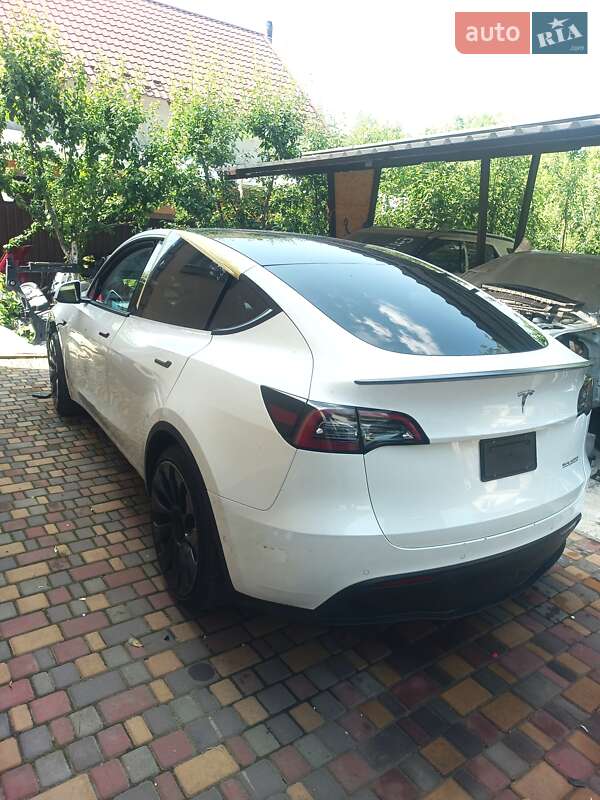Внедорожник / Кроссовер Tesla Model Y 2022 в 